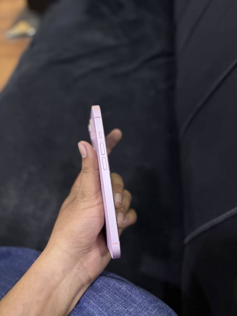 Apple iPhone 15 2