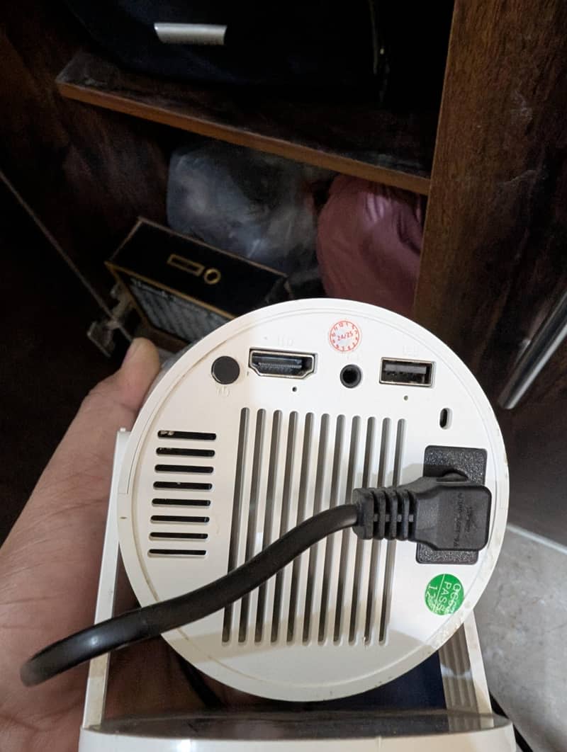 HD Portable Android Projector 3