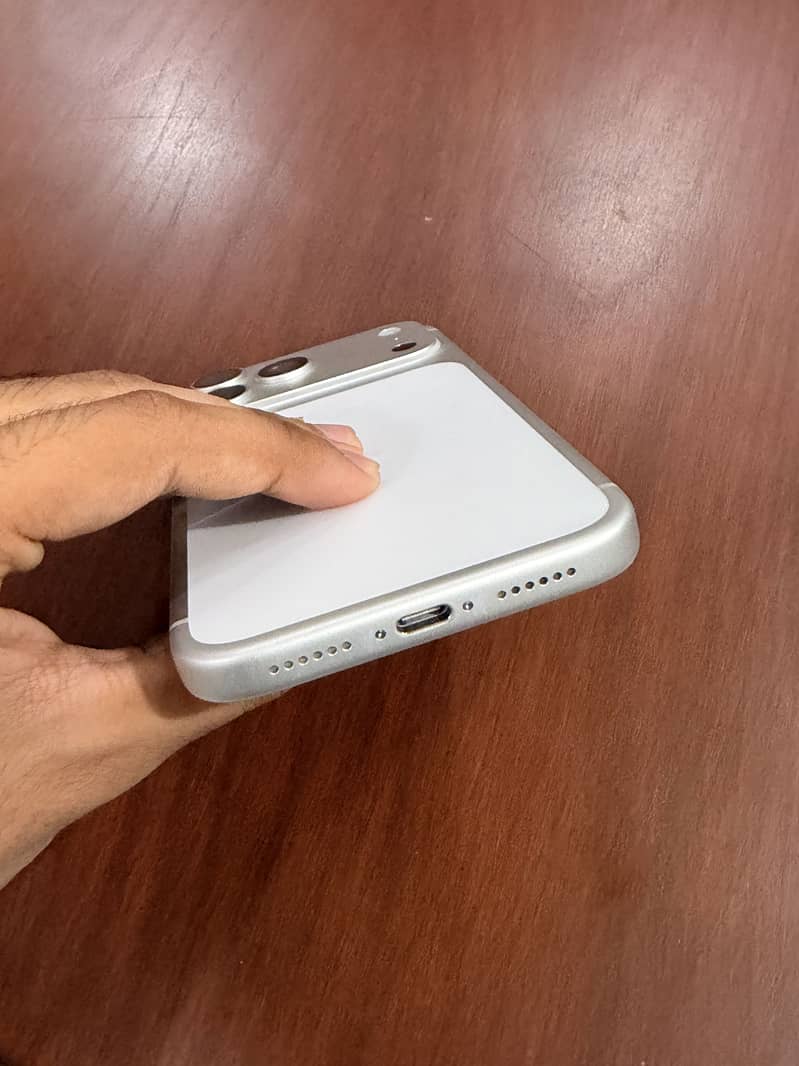 Apple iPhone 17 Pro Max 1