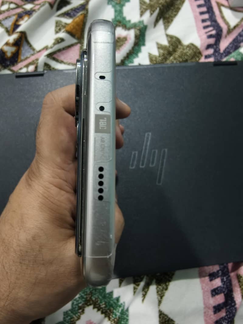 Infinix Note Edge 5G 2