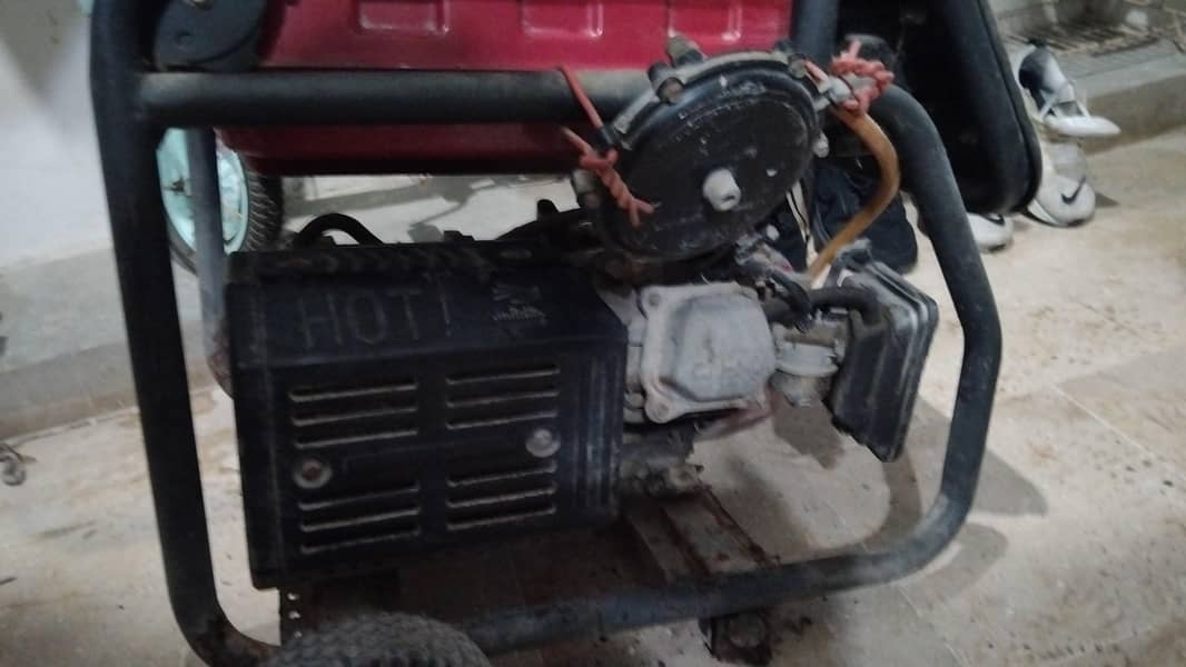 generator 2.8 KV 4