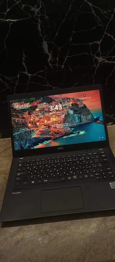 CORE I5 10 GEN 8/256| 4GB GRAPHICS SUPER SLIM & LIGHTWEIGHT!