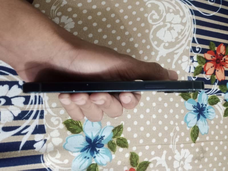 Apple iPhone 12 2