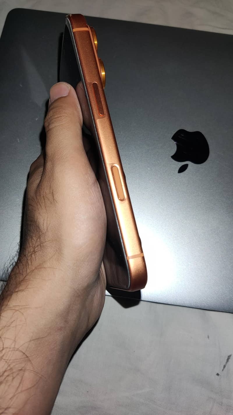 iPhone 17 pro (JV) 2