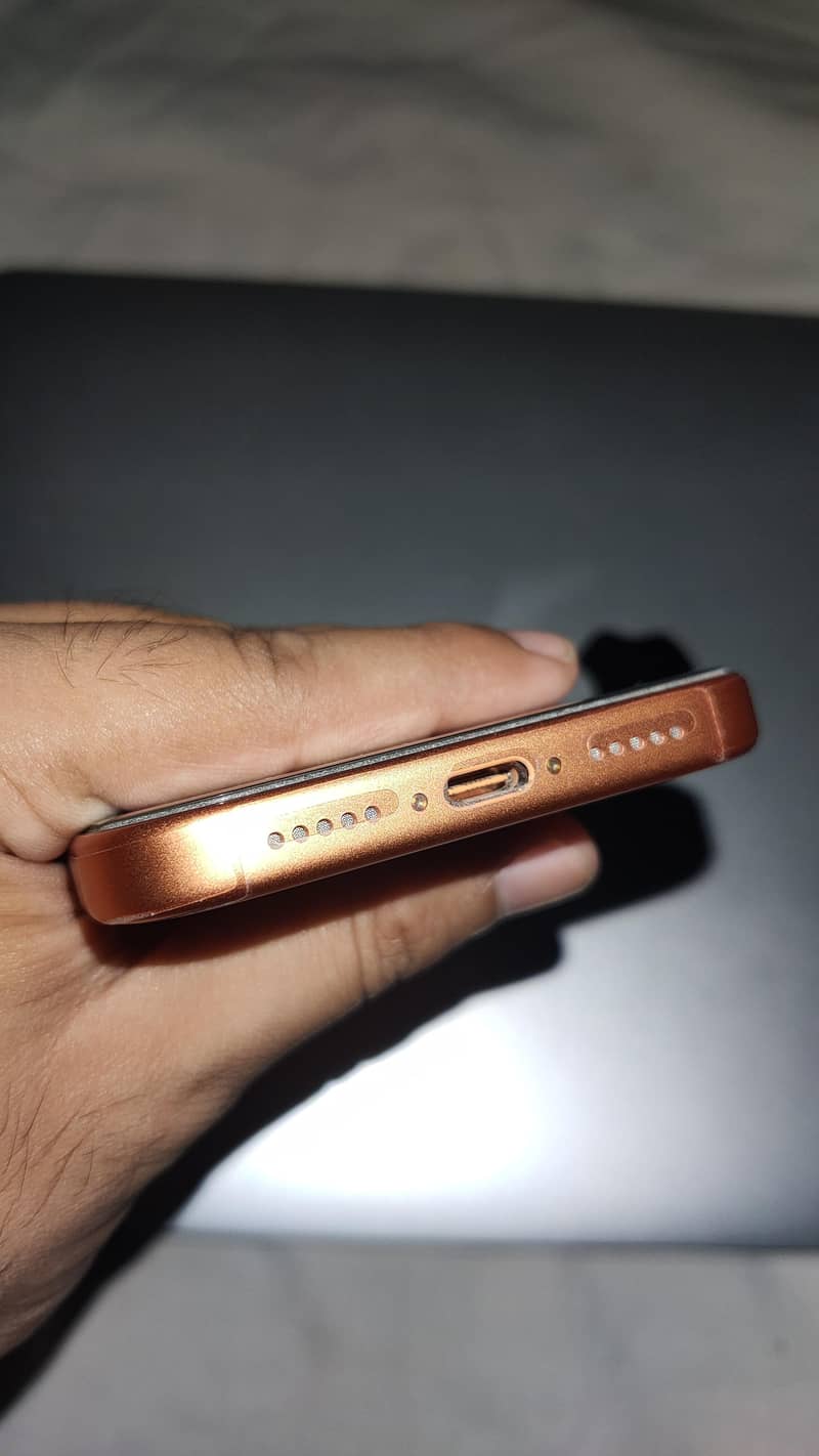 iPhone 17 pro (JV) 4