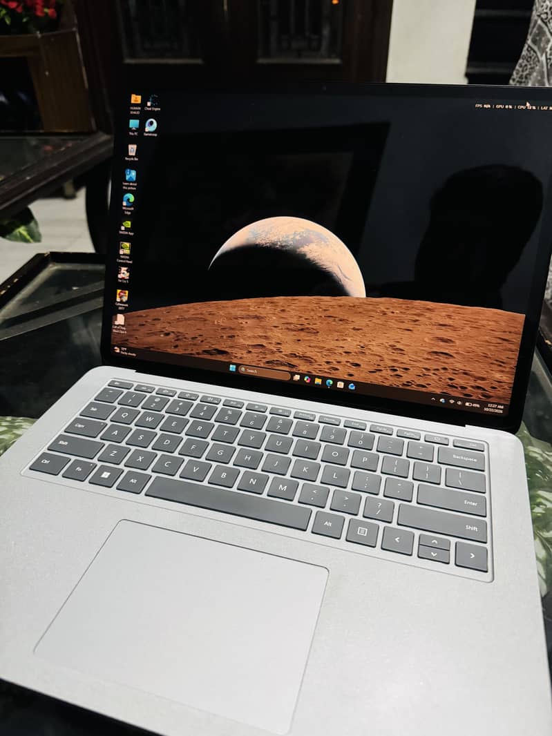 Microsoft Surface Studio Laptop 0