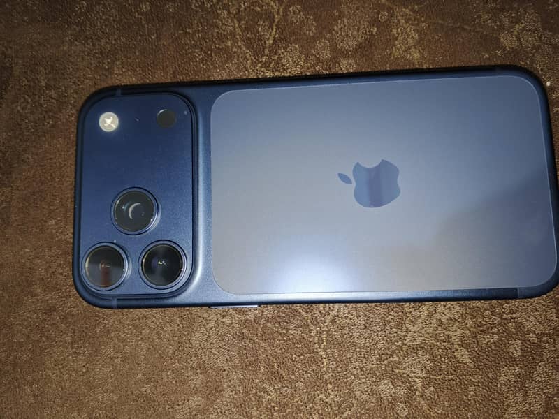Apple iPhone 17 Pro Max 0
