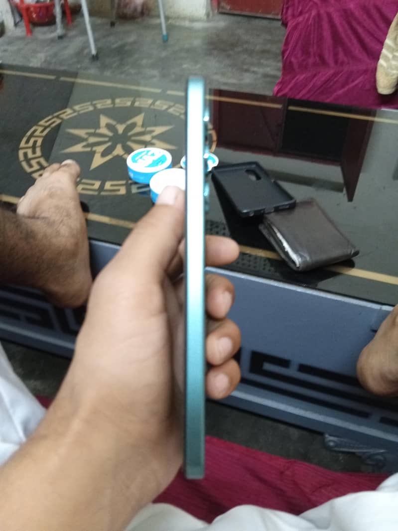 OPPO A5 1