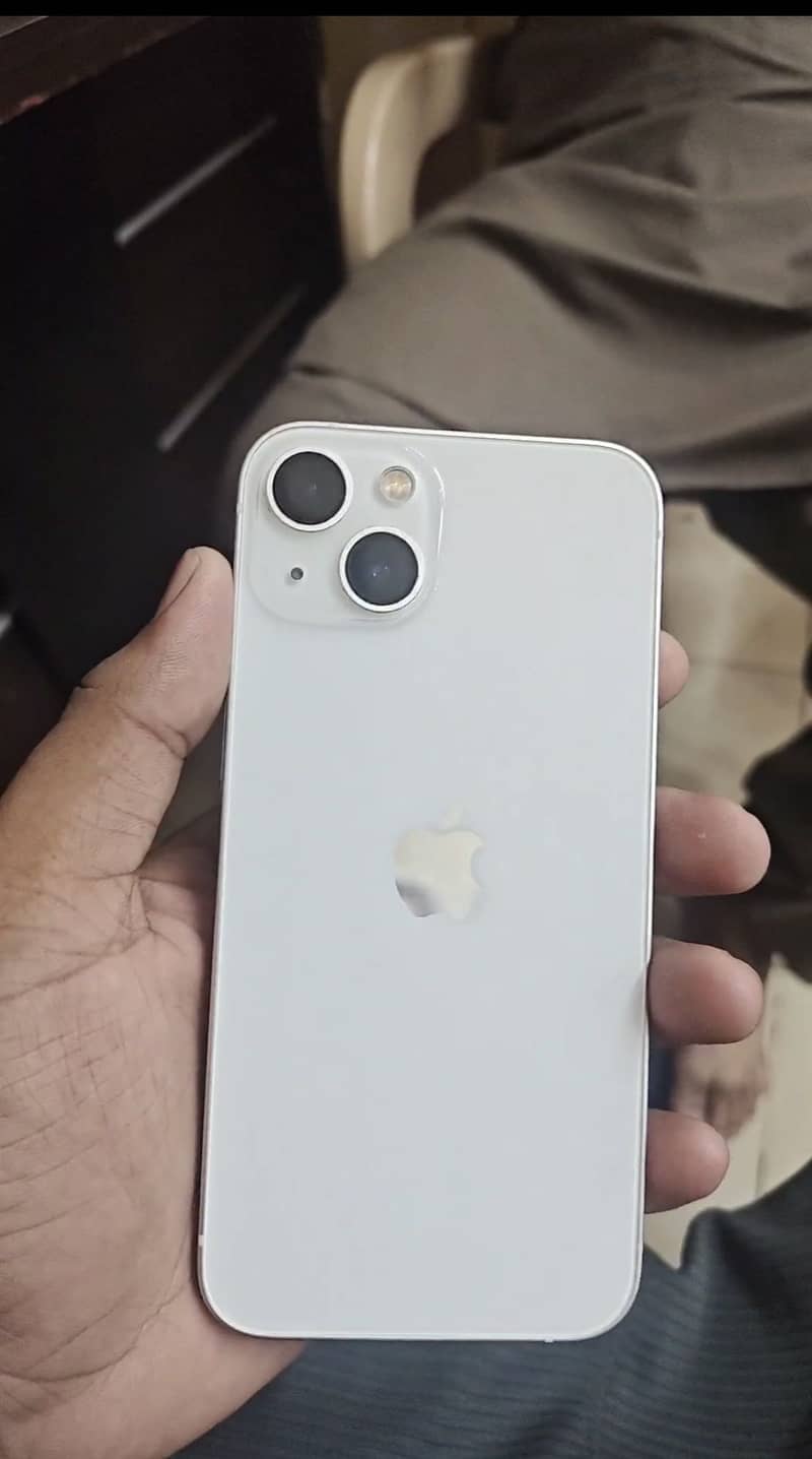 Apple iPhone 13 2