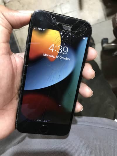 Apple iPhone 7 128gb pta approved