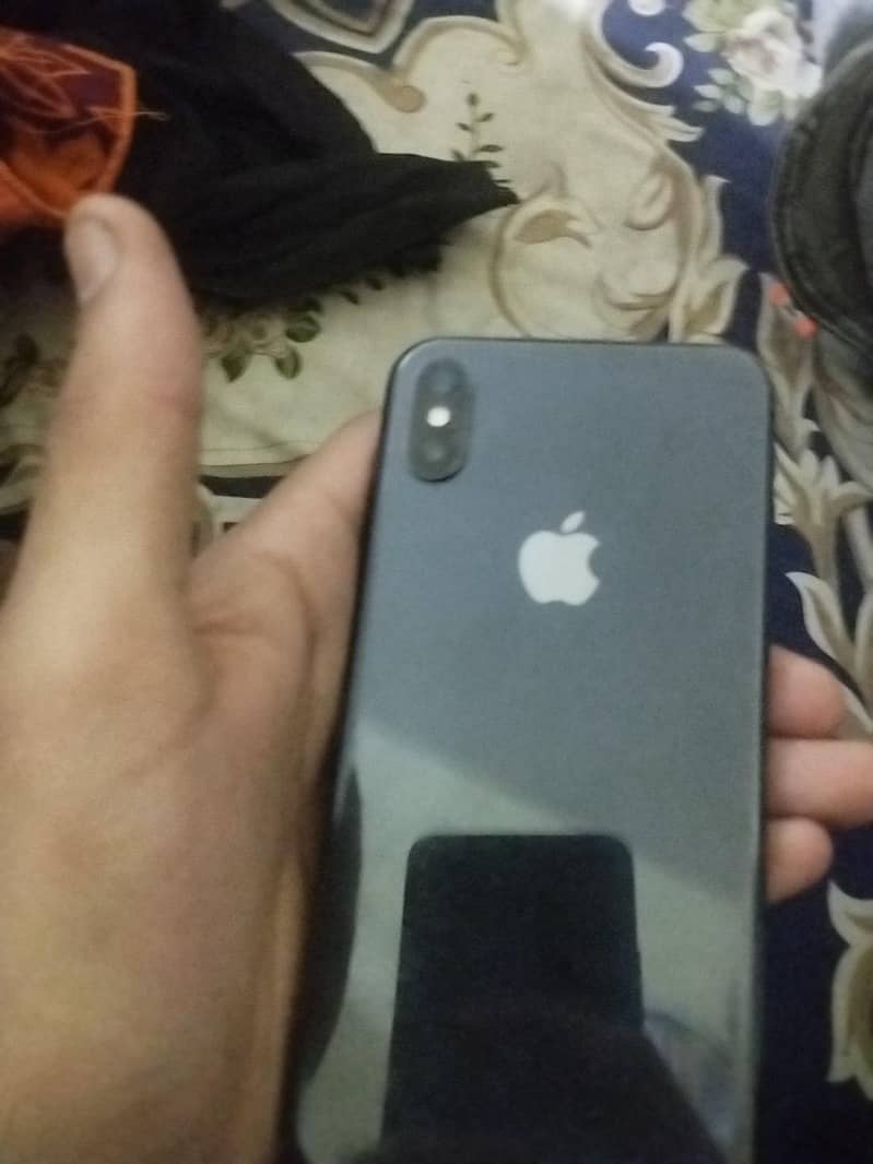 Apple iPhone X 1