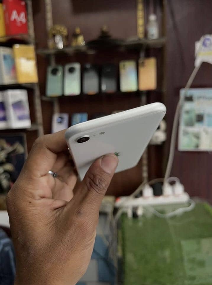 Apple iPhone SE 1
