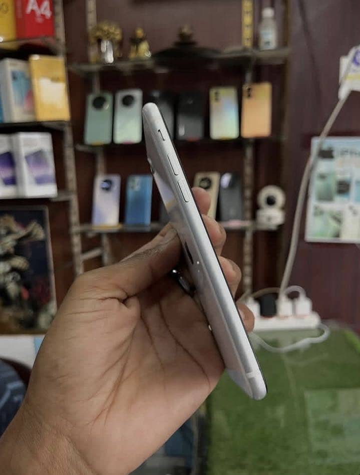 Apple iPhone SE 7
