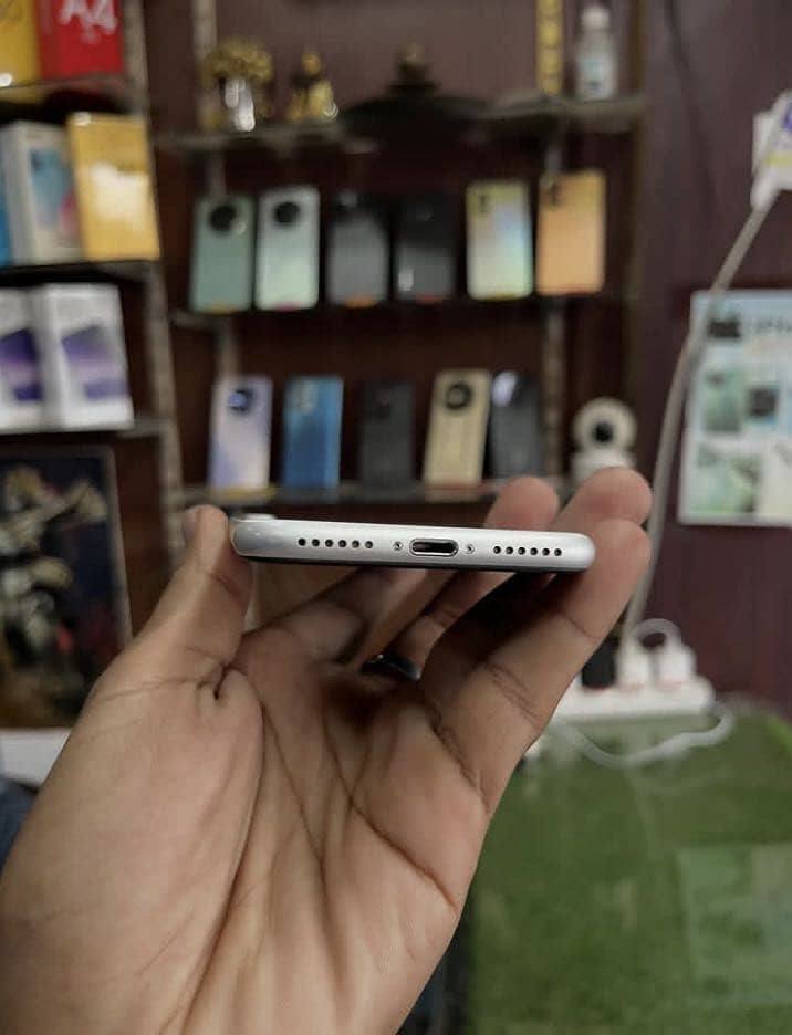 Apple iPhone SE 9
