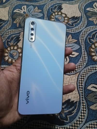 Vivo S1