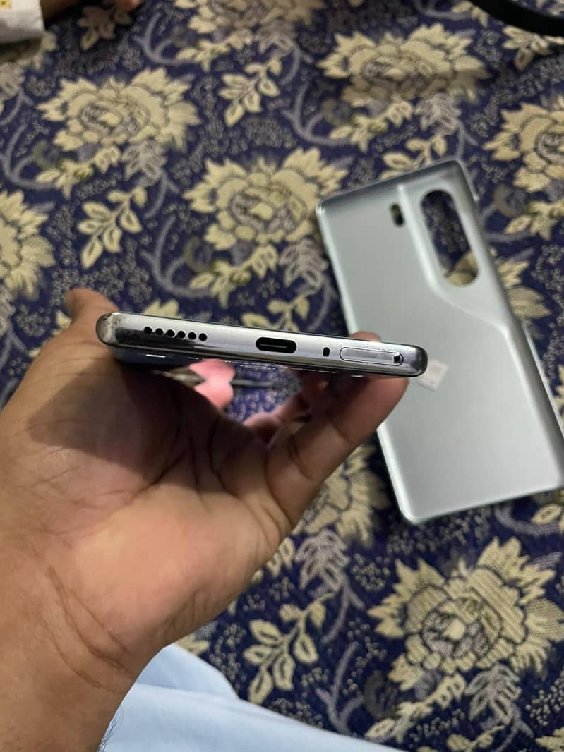 Tecno CAMON 40 Pro 2