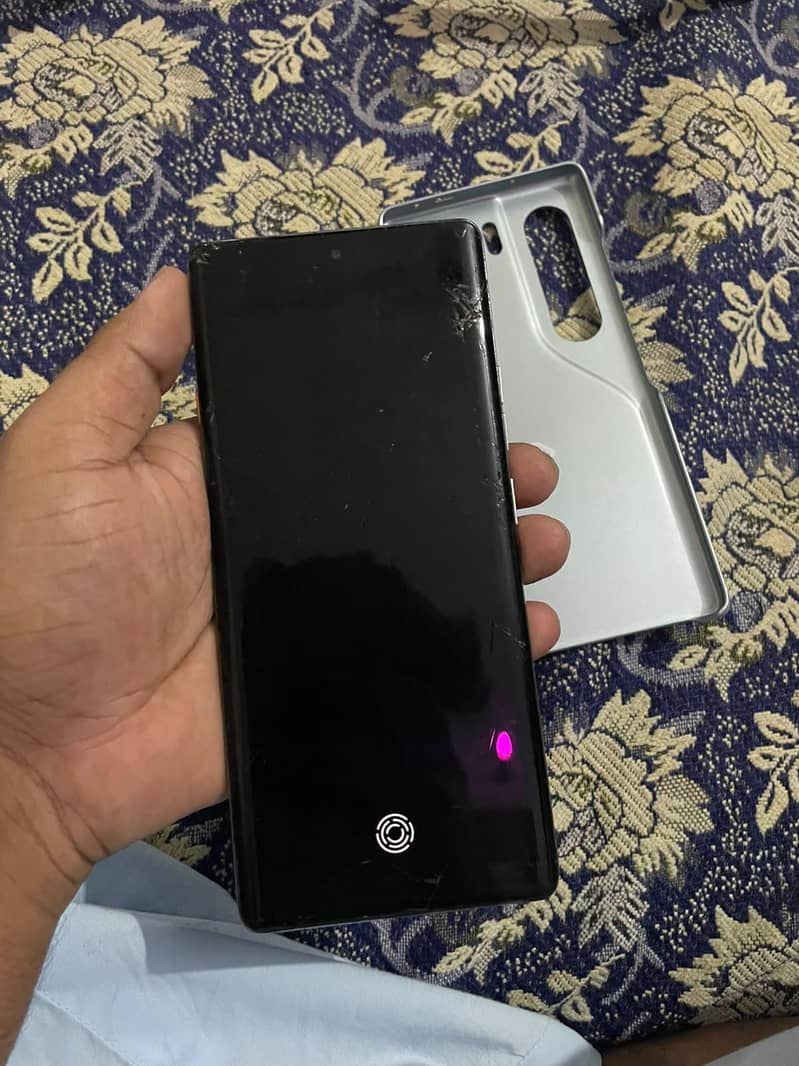Tecno CAMON 40 Pro 6