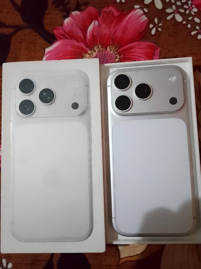 Apple iPhone 17 Pro 0