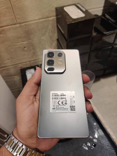 Infinix Note 50 8/256GB | 10/10 Condition | Box + Charger + Power Bank