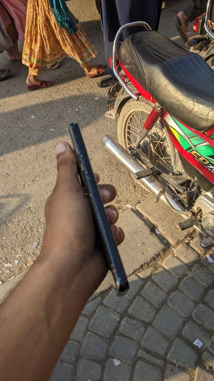 One Plus 8 Pro 5
