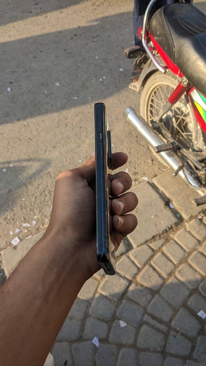 One Plus 8 Pro 7
