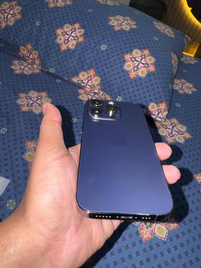 Apple iPhone 14 Pro 4