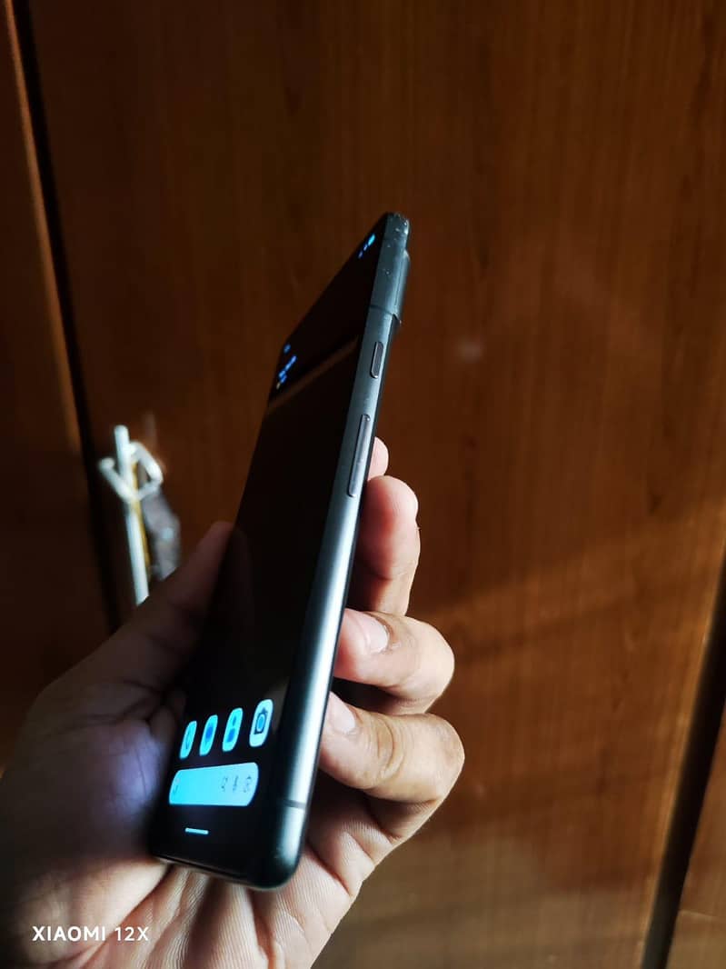 Google Pixel 7 4
