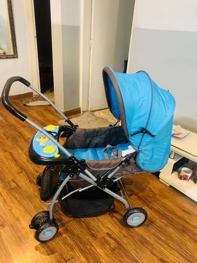 imported heavy duty pram/ stroller is excellent condition