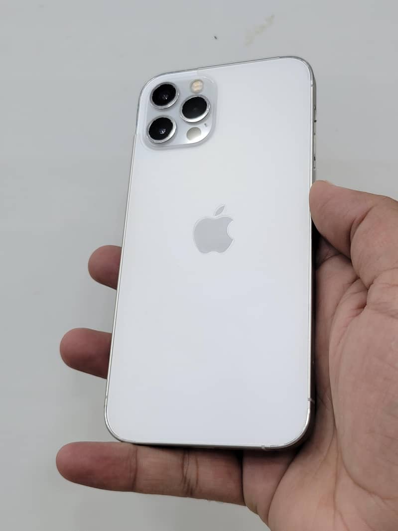 Apple iPhone 12 Pro 0