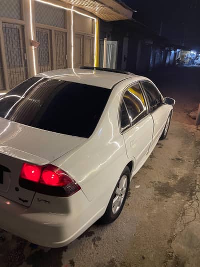 Honda Civic EXi 2005