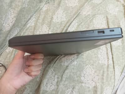 Dell Latitude 5491 64 Bit Windows 10 pro Touch