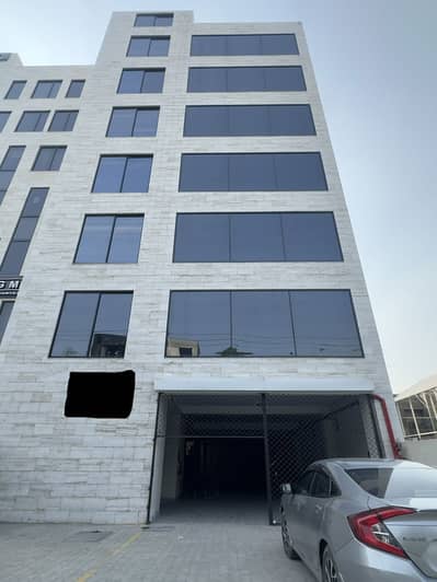1 Kanal Brand New Commercial Building For Rent On Main Boulevard Johar Town Lahore 6 Floors | 23,000 Sq. Ft.