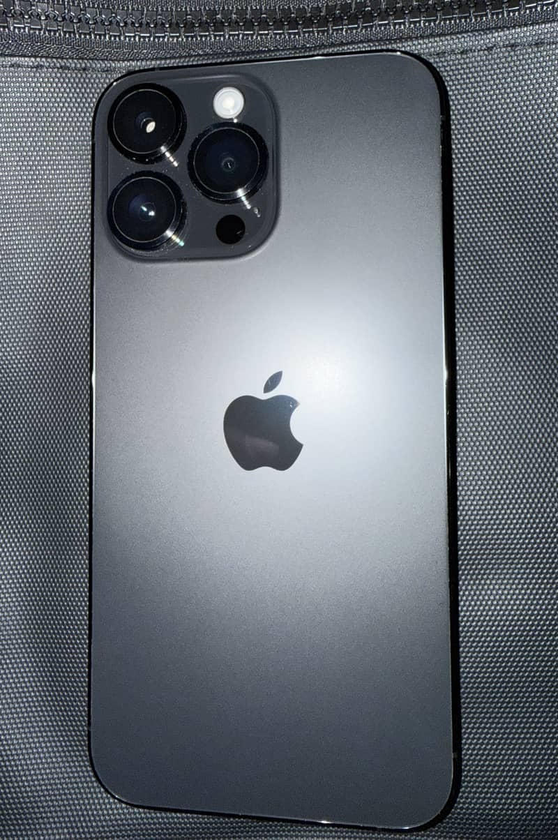 Apple iPhone 14 Pro Max 0