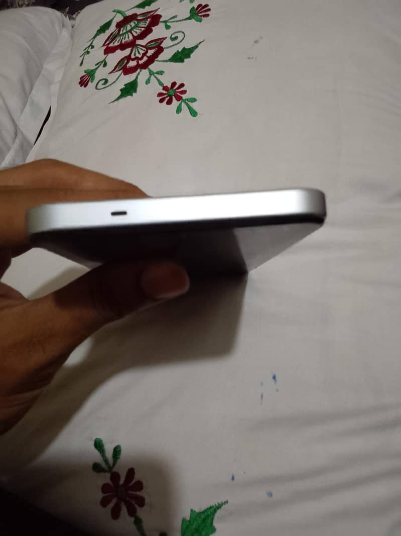 Tecno Spark Go 6