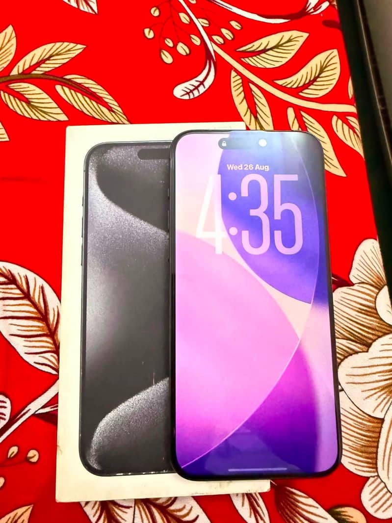 Apple iPhone 15 Pro Max 0