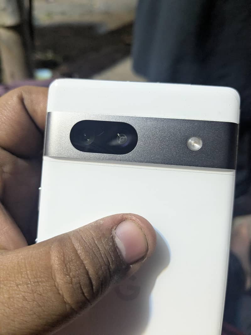 Google Pixel 7a 2