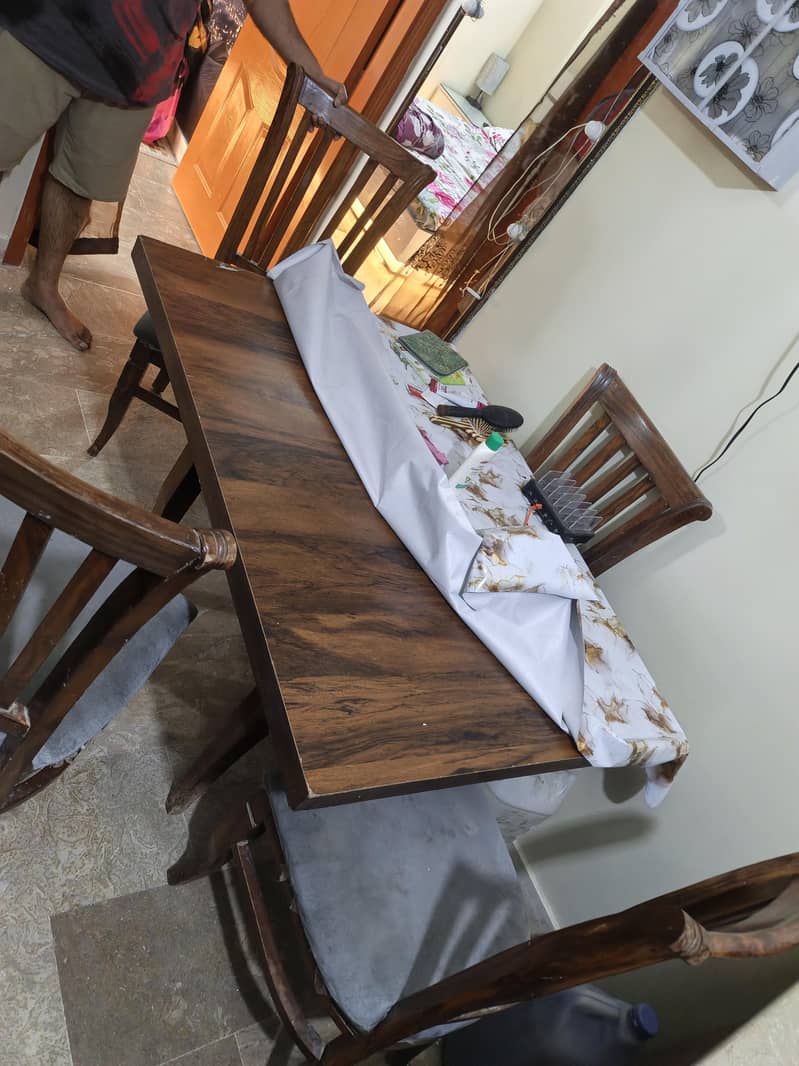 Dining table 4 chair 0