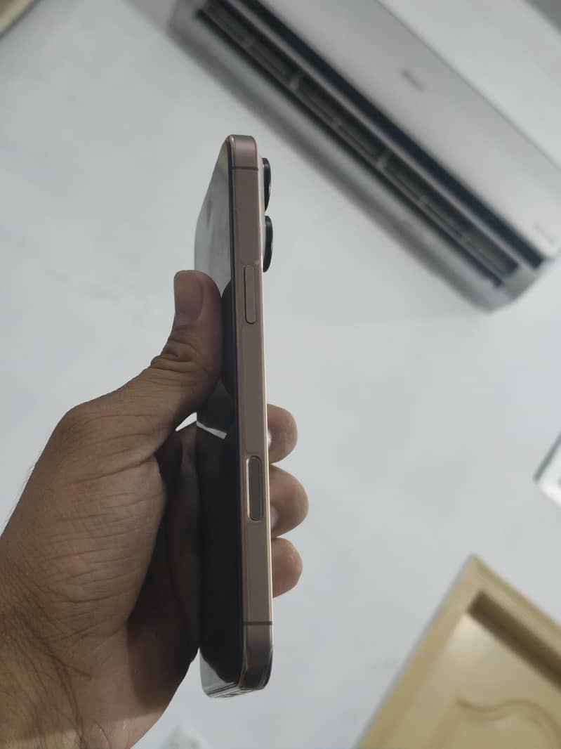 iPhone 16 Pro Max 10/10 3