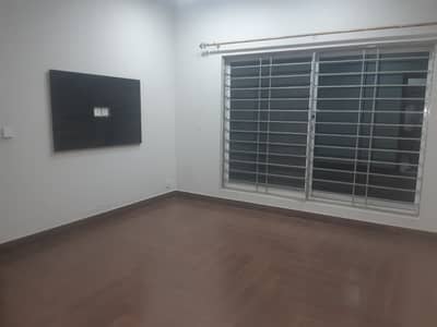 Upper Portion For Rent