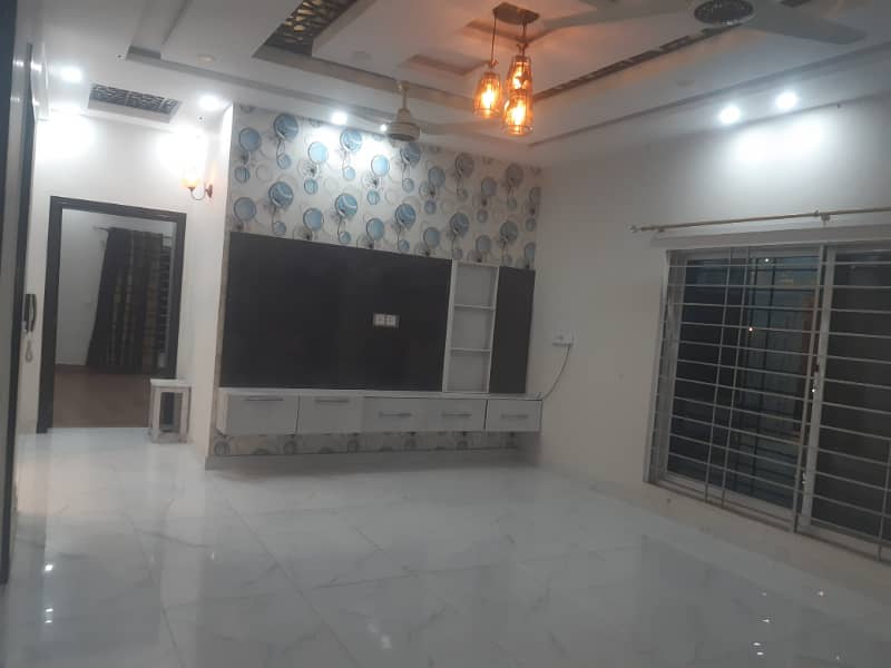 Upper Portion For Rent 13