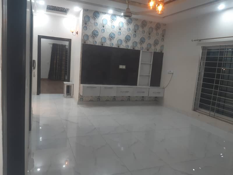 Upper Portion For Rent 15