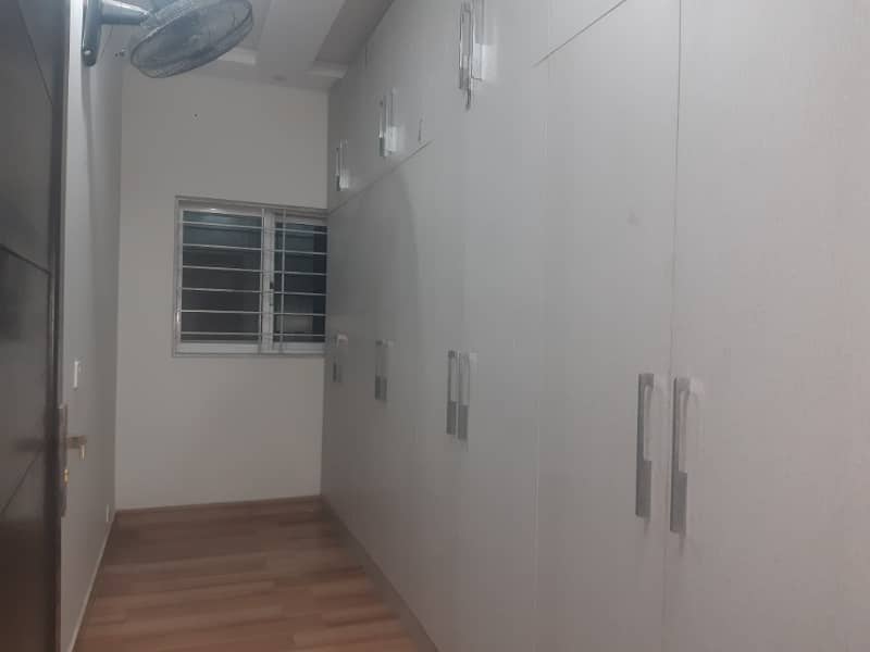 Upper Portion For Rent 17