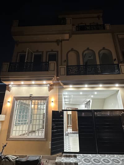 5 Marla Brand New Designer House For Sale In Airline Society Lahore Near UCP University