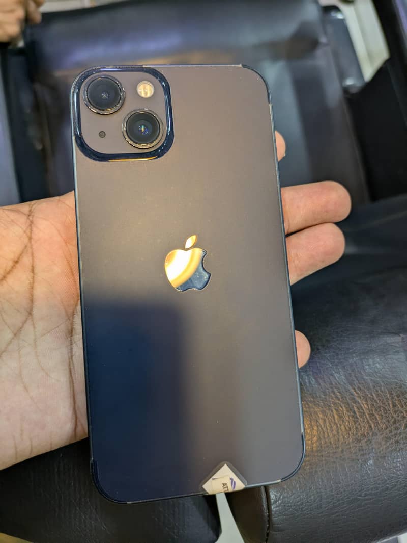 Apple iPhone 13 1