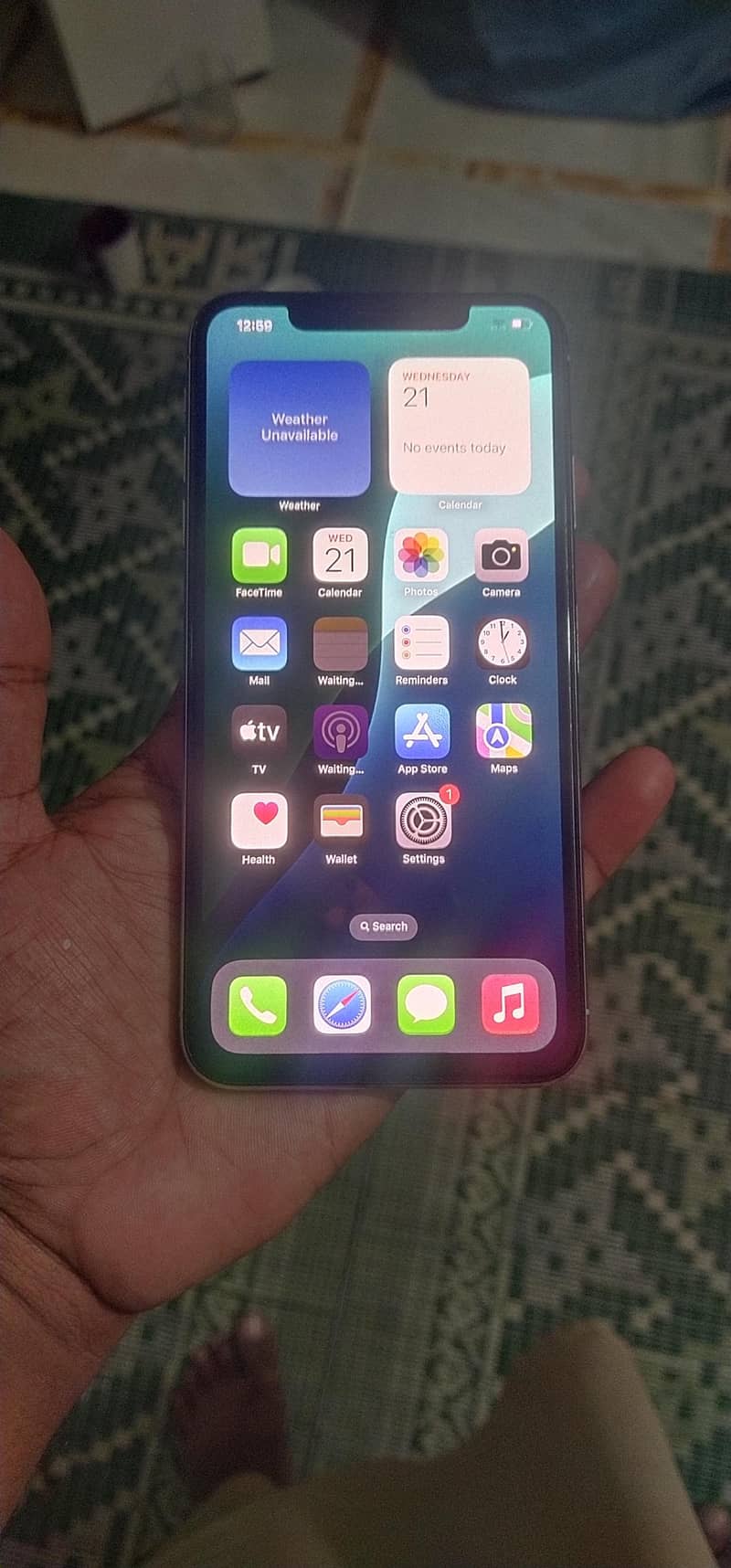 Apple iPhone XS Max 6