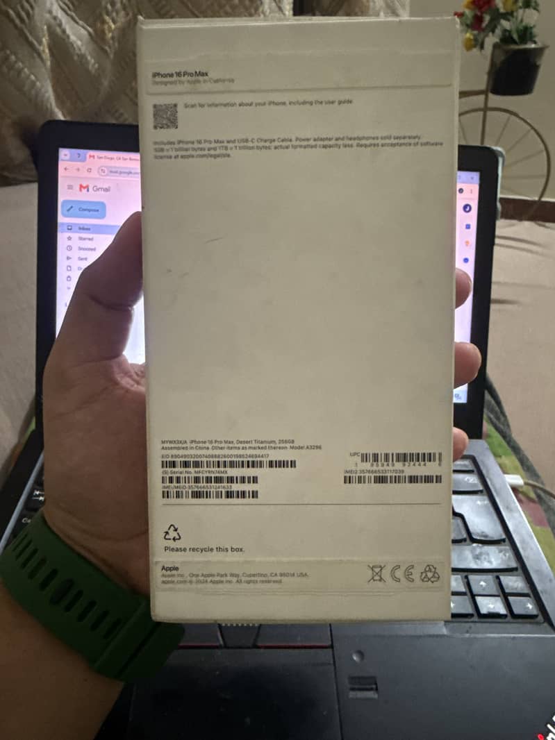 Apple iPhone 16 Pro Max 8