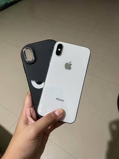 Apple iPhone Xurgent for sale all ok good condition
