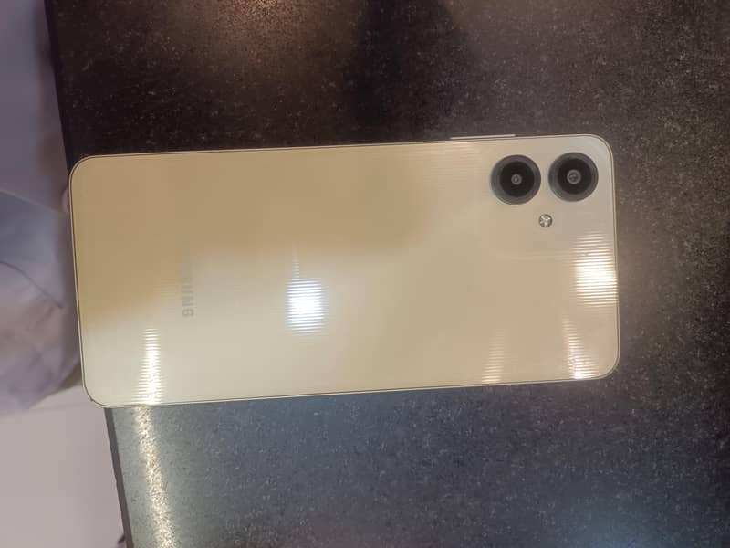 Samsung Mobile A06 1