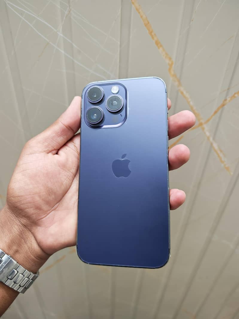 Apple iPhone 14 Pro Max 2