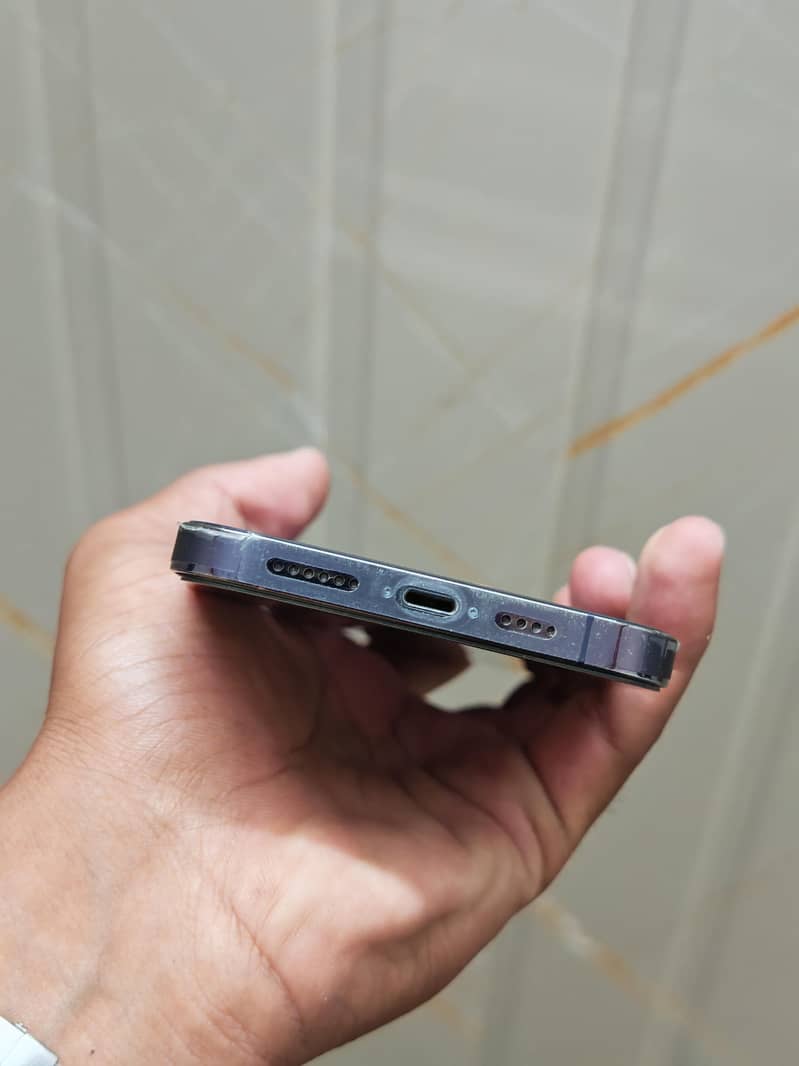Apple iPhone 14 Pro Max 4